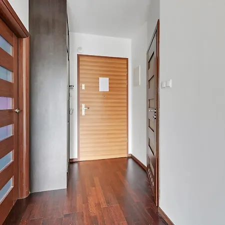 Apartment Dom & House - Parkur